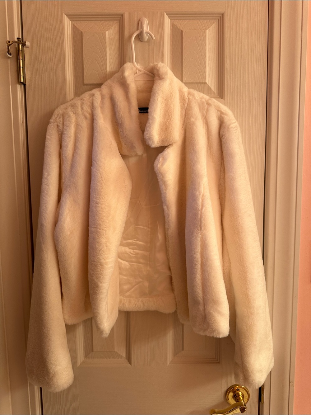 Olivaceous Cream Faux-Fur Teddy Jacket
